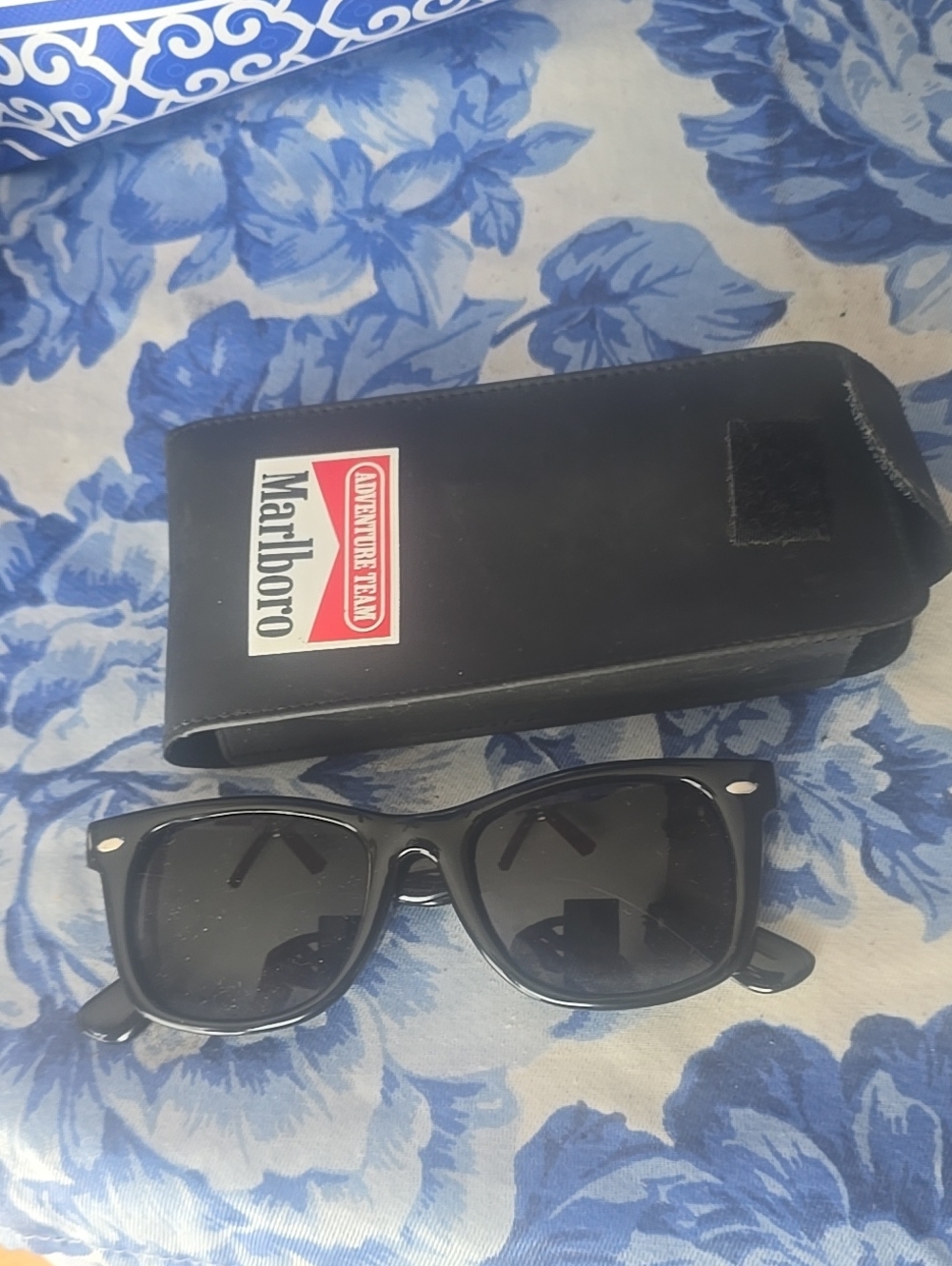 Marlboro Black Frame Sunglasses with Dark Gray Lenses